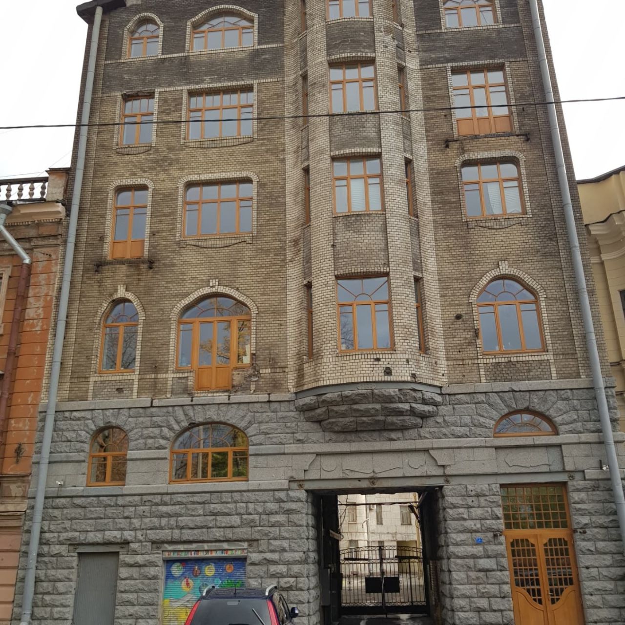 Замена окон в доме в Петербурге